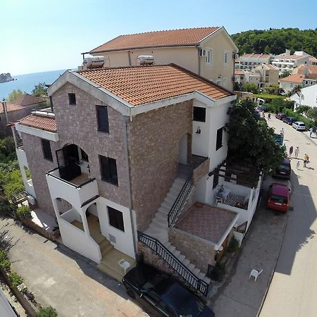 Apartments Vukovic Petrovac na moru Zimmer foto